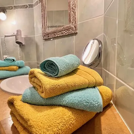 Relais Des Templiers Hotel